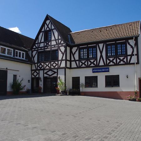 Gaestehaus Strieth Oestrich-Winkel Exterior photo